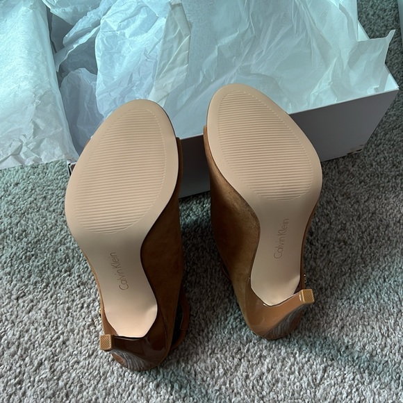Calvin Klein heels - Picture 3 of 7